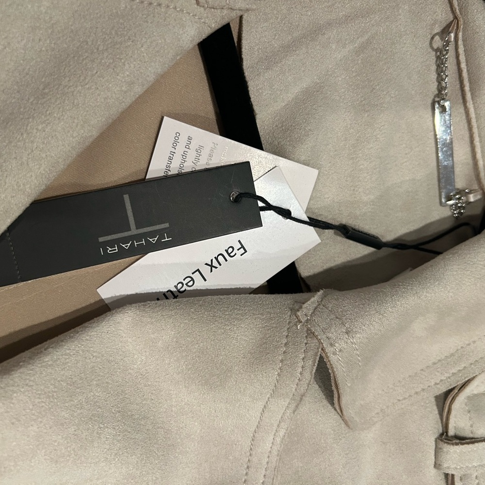 Tahari Light Tan Trench Coat - Picture 3 of 7